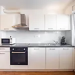 Grand Family Apartment