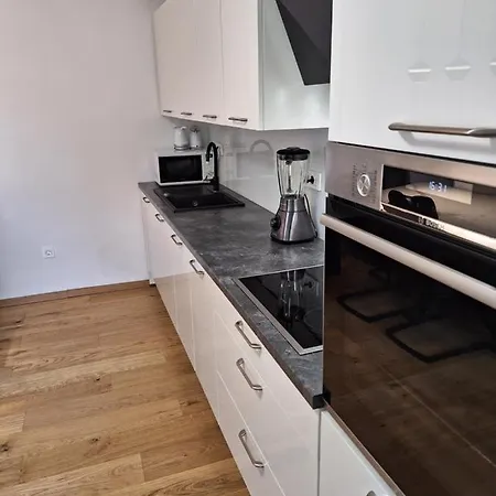 Apartma Flower Ljubljana