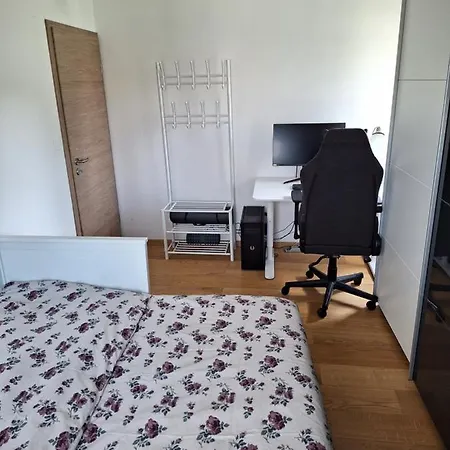 Flower Apartment