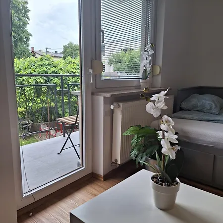 Apartment Flower *